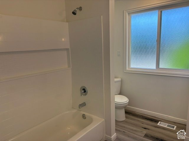 1010 E SULLIVAN RD, Ogden, UT 84403
