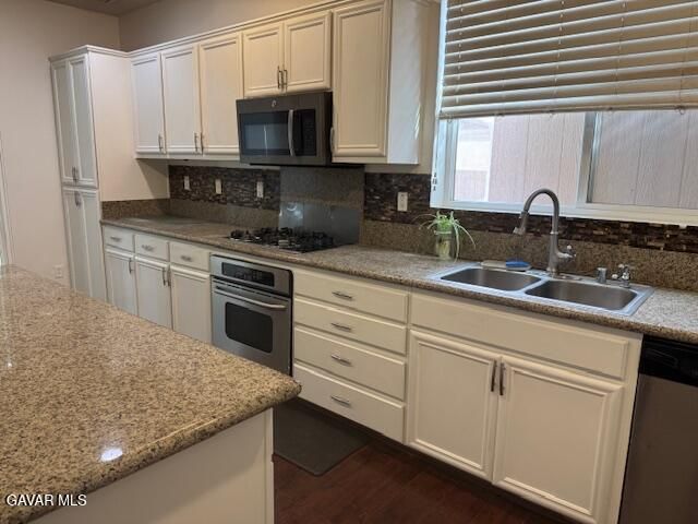 2401 W Avenue P12, Palmdale, CA 93551