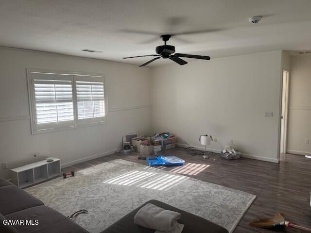 2401 W Avenue P12, Palmdale, CA 93551