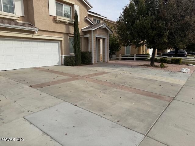 2401 W Avenue P12, Palmdale, CA 93551