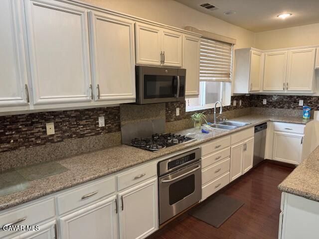 2401 W Avenue P12, Palmdale, CA 93551