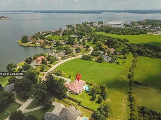 66 Lake Estates Drive, Montgomery, TX 77356