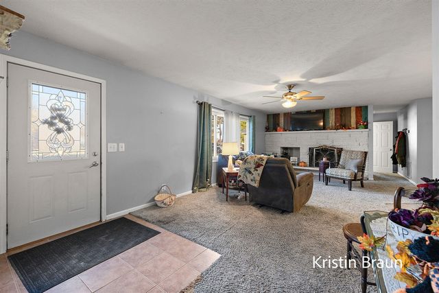 8350 S Evergreen, Newaygo, MI 49337