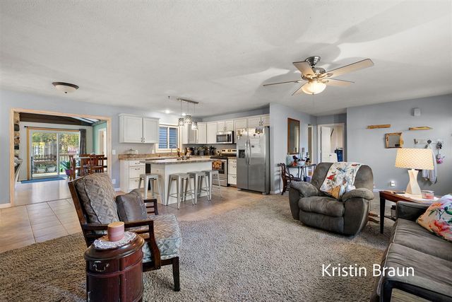 8350 S Evergreen, Newaygo, MI 49337