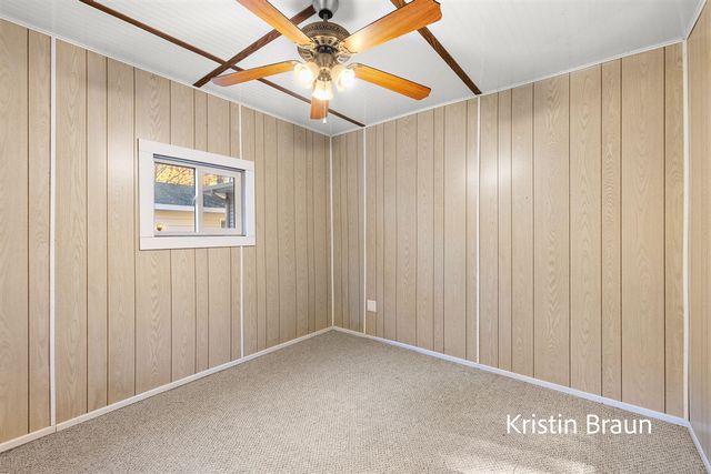 8350 S Evergreen, Newaygo, MI 49337