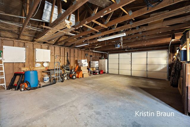 8350 S Evergreen, Newaygo, MI 49337