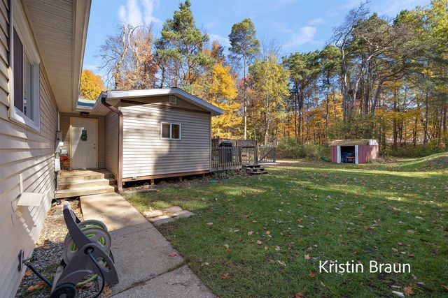 8350 S Evergreen, Newaygo, MI 49337