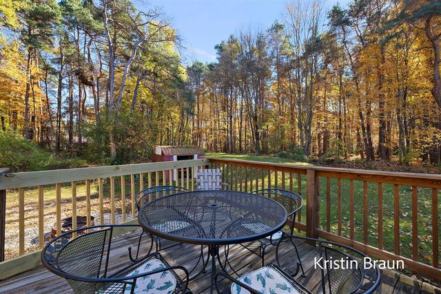 8350 S Evergreen, Newaygo, MI 49337