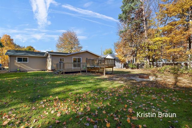 8350 S Evergreen, Newaygo, MI 49337