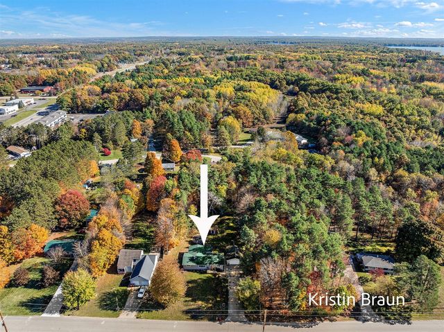 8350 S Evergreen, Newaygo, MI 49337