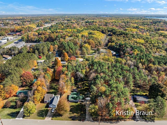 8350 S Evergreen, Newaygo, MI 49337