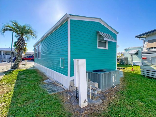 9000 US HWY 192 105, Clermont, FL 34714