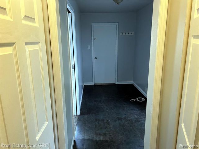 14018 Hobart Avenue, Warren, MI 48089