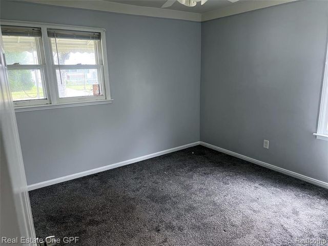 14018 Hobart Avenue, Warren, MI 48089