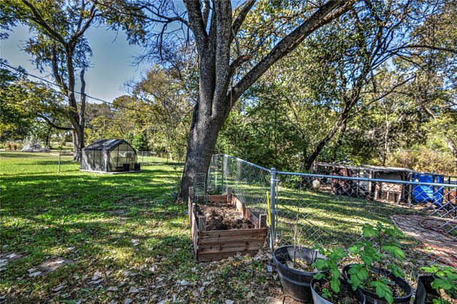 508 Brint Lane, Robinson, TX 76706