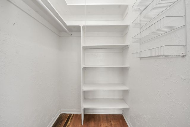 900 S Circle Drive, Baytown, TX 77520