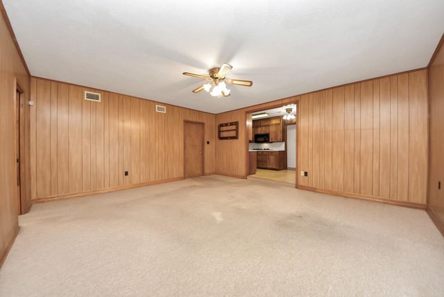 900 S Circle Drive, Baytown, TX 77520