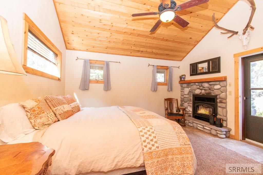 Image 12 of property listing at 3808 Moccasin Road, Island Park, ID 83429