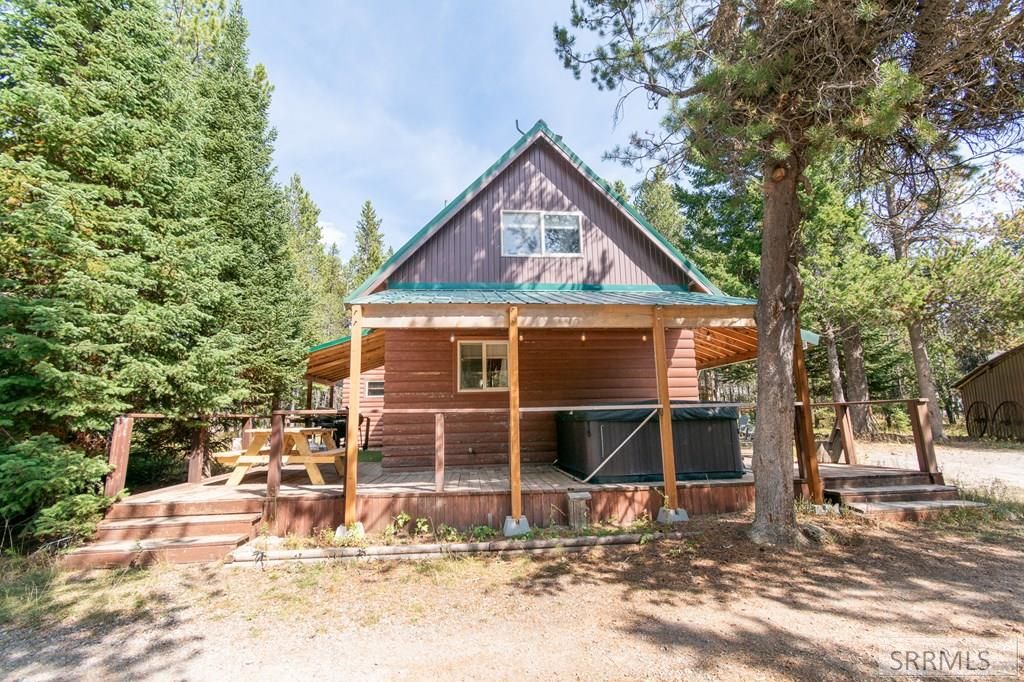Image 24 of property listing at 3808 Moccasin Road, Island Park, ID 83429