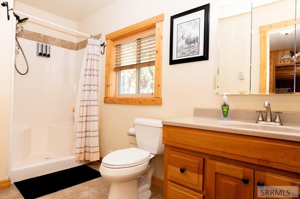Image 4 of property listing at 3808 Moccasin Road, Island Park, ID 83429