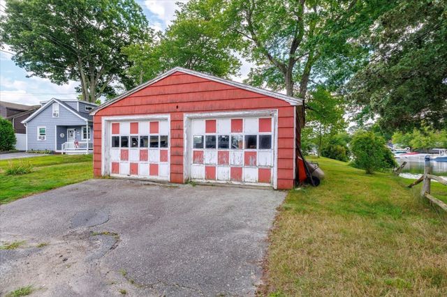 42&0 Point Pleasant Rd, Webster, MA 01570