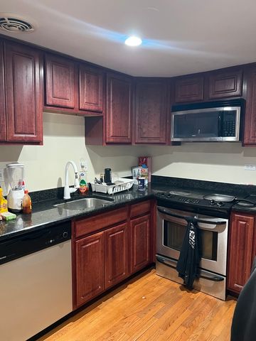 5205 W Drummond Place 1, Chicago, IL 60639