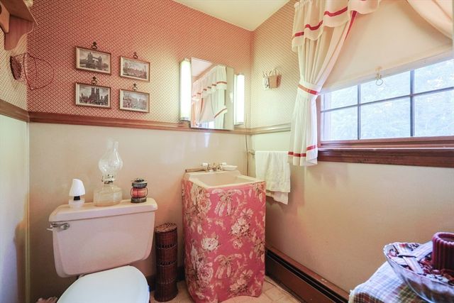5 Manuel Street, Fairhaven, MA 02719