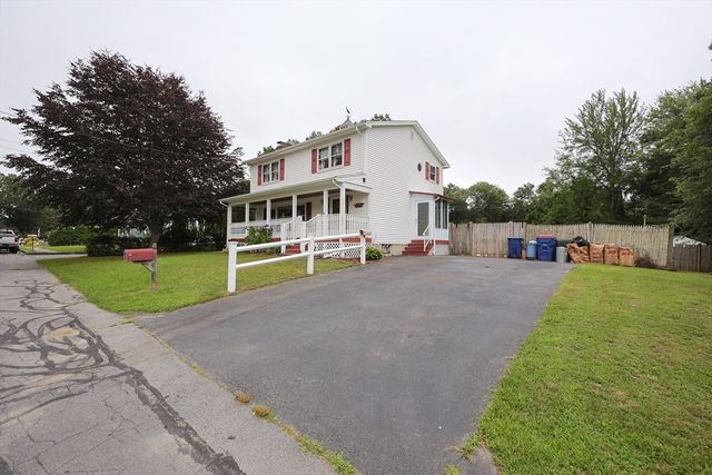 5 Manuel Street, Fairhaven, MA 02719