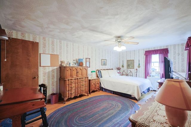 5 Manuel Street, Fairhaven, MA 02719