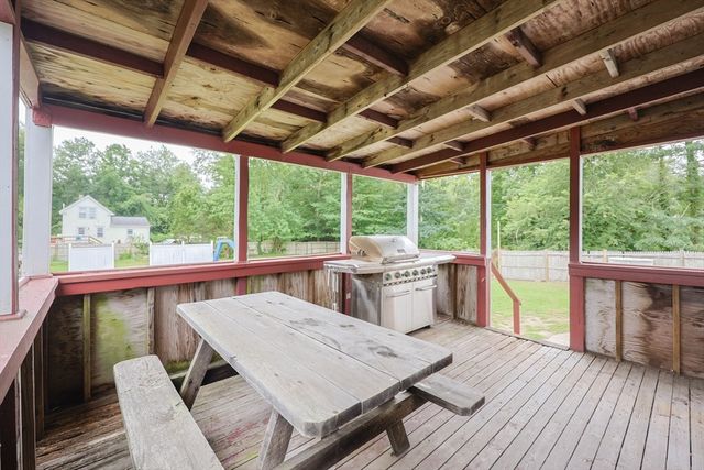 5 Manuel Street, Fairhaven, MA 02719