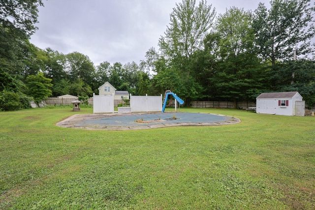 5 Manuel Street, Fairhaven, MA 02719