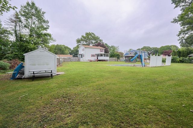 5 Manuel Street, Fairhaven, MA 02719