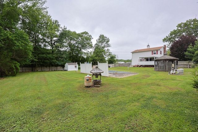 5 Manuel Street, Fairhaven, MA 02719