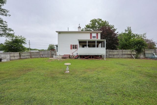 5 Manuel Street, Fairhaven, MA 02719