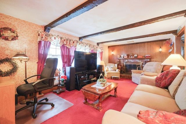 5 Manuel Street, Fairhaven, MA 02719
