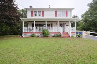 5 Manuel Street, Fairhaven, MA 02719