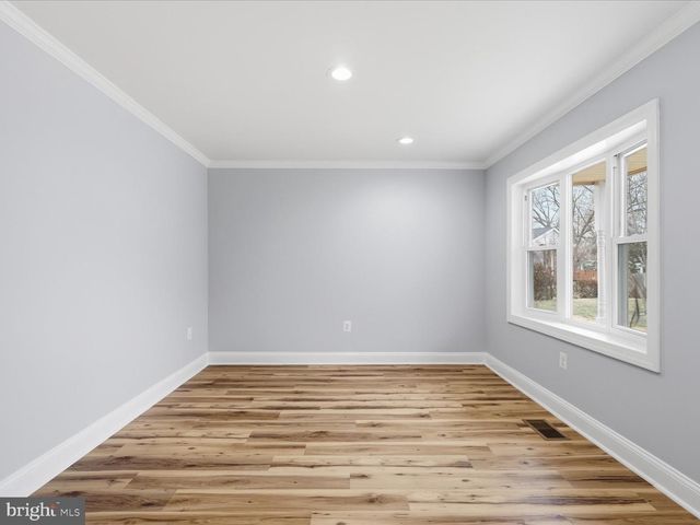 4601 KENTWOOD LN, Woodbridge, VA 22193