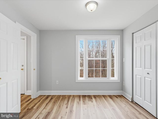 4601 KENTWOOD LN, Woodbridge, VA 22193