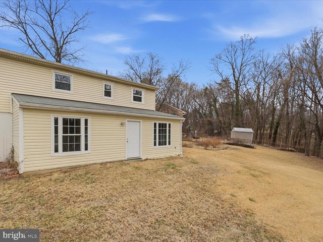 4601 KENTWOOD LN, Woodbridge, VA 22193