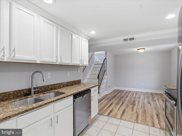 4601 KENTWOOD LN, Woodbridge, VA 22193