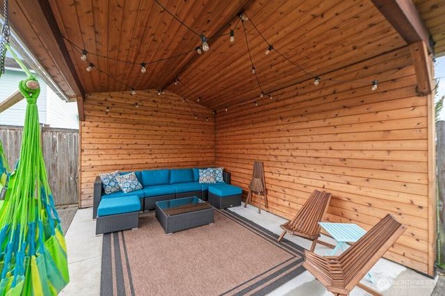 4849 Starfish Lane, Blaine, WA 98230