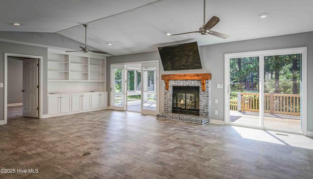 146 E Devonshire Avenue, West End, NC 27376