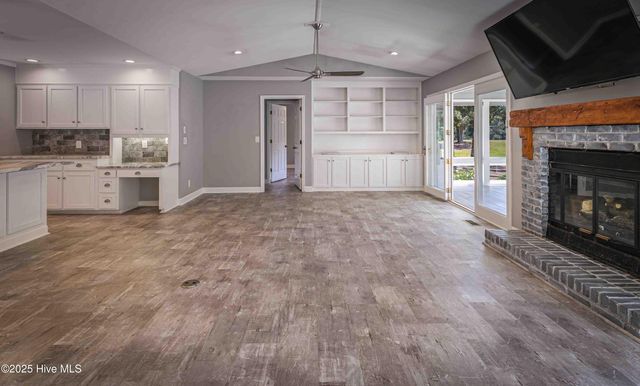 146 E Devonshire Avenue, West End, NC 27376