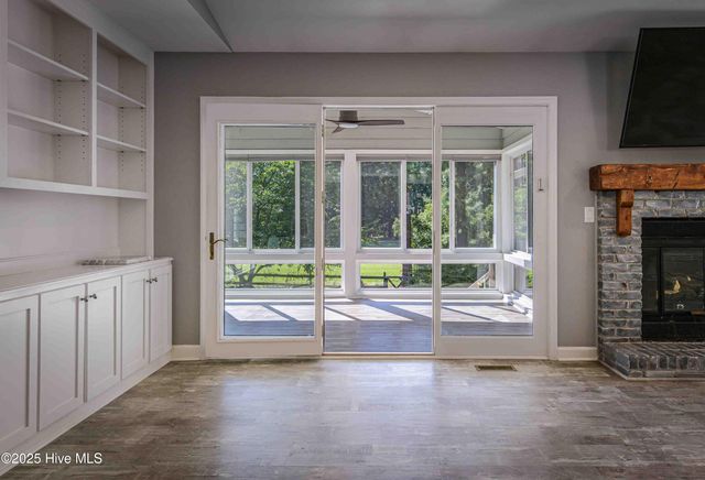 146 E Devonshire Avenue, West End, NC 27376