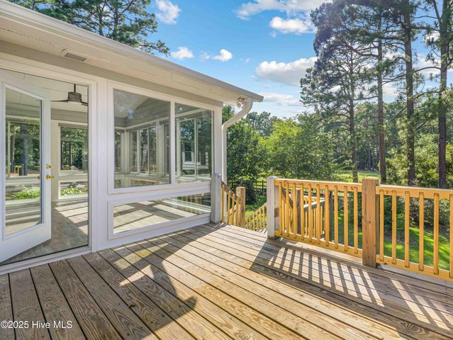 146 E Devonshire Avenue, West End, NC 27376