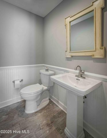 146 E Devonshire Avenue, West End, NC 27376