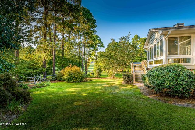 146 E Devonshire Avenue, West End, NC 27376