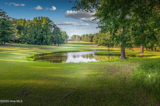 146 E Devonshire Avenue, West End, NC 27376