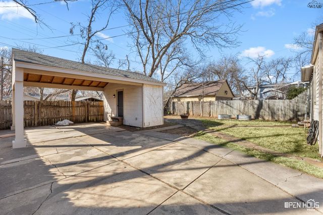 1821 SPEEDWAY AVENUE, Wichita Falls, TX 76301