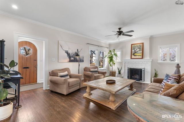 1821 SPEEDWAY AVENUE, Wichita Falls, TX 76301